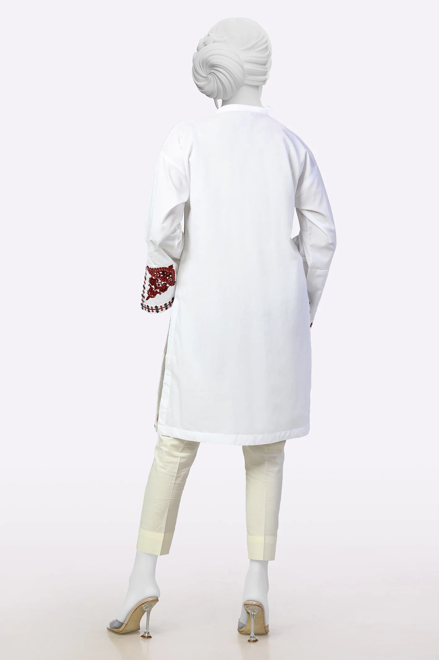 White Embroidered Kurti From Sohaye By Diners White Embroidered Kurti From Sohaye By Diners