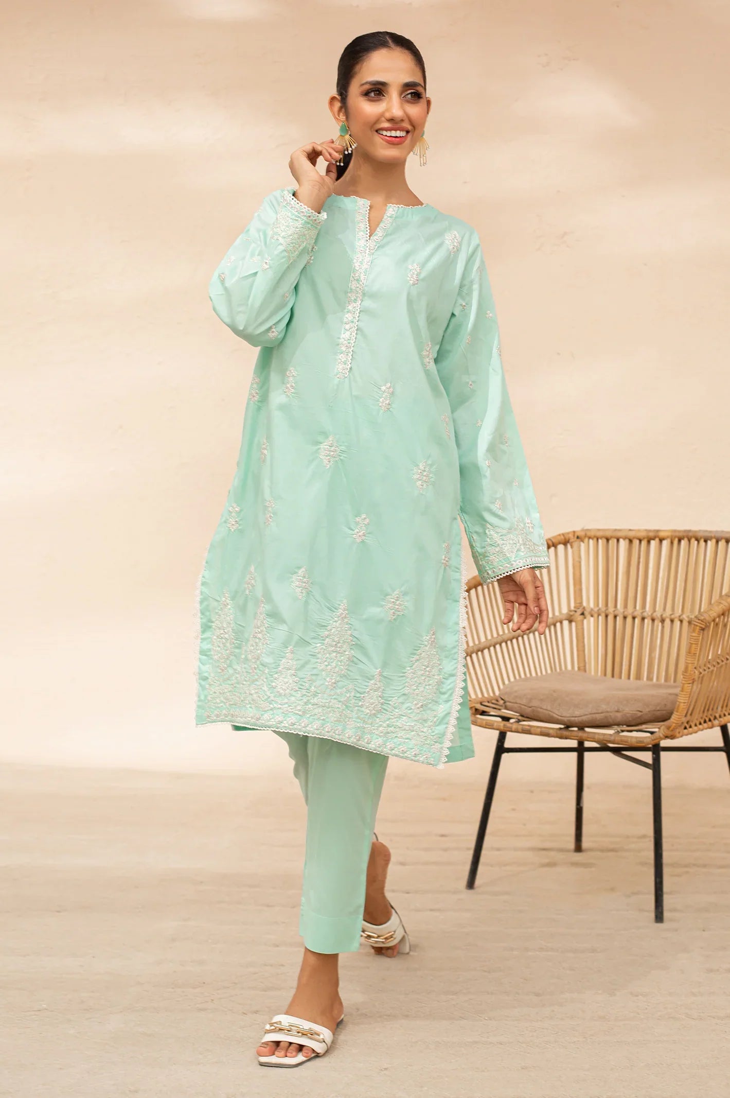 2PC Embroidered Suit - Diners