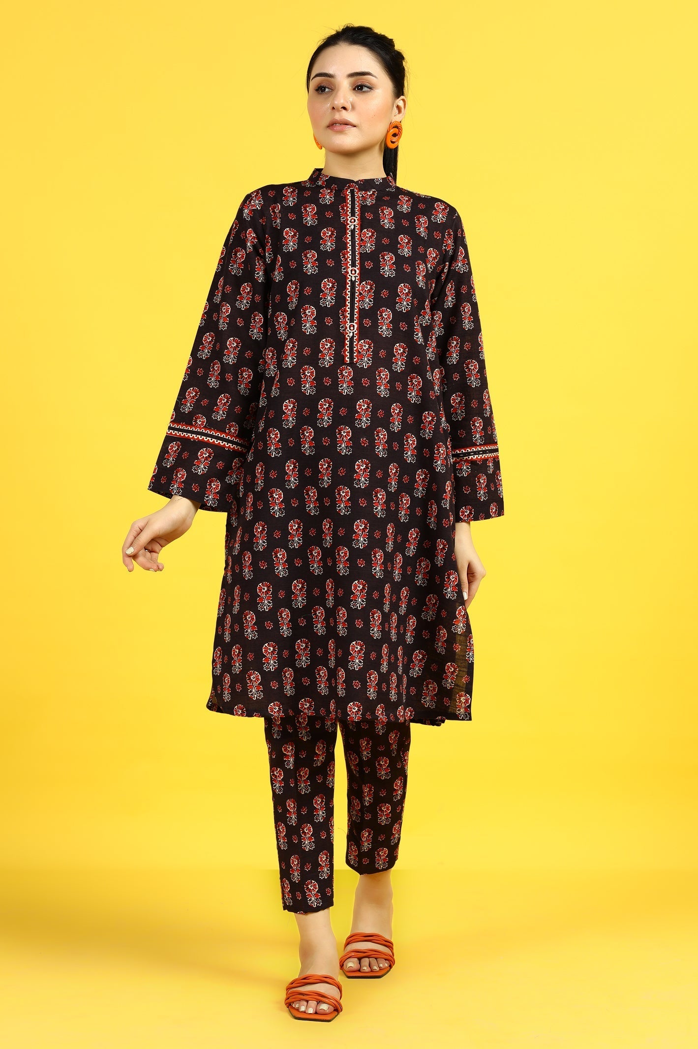 2PC Khaddar Brown Stitched Suit From Sohaye By Diners