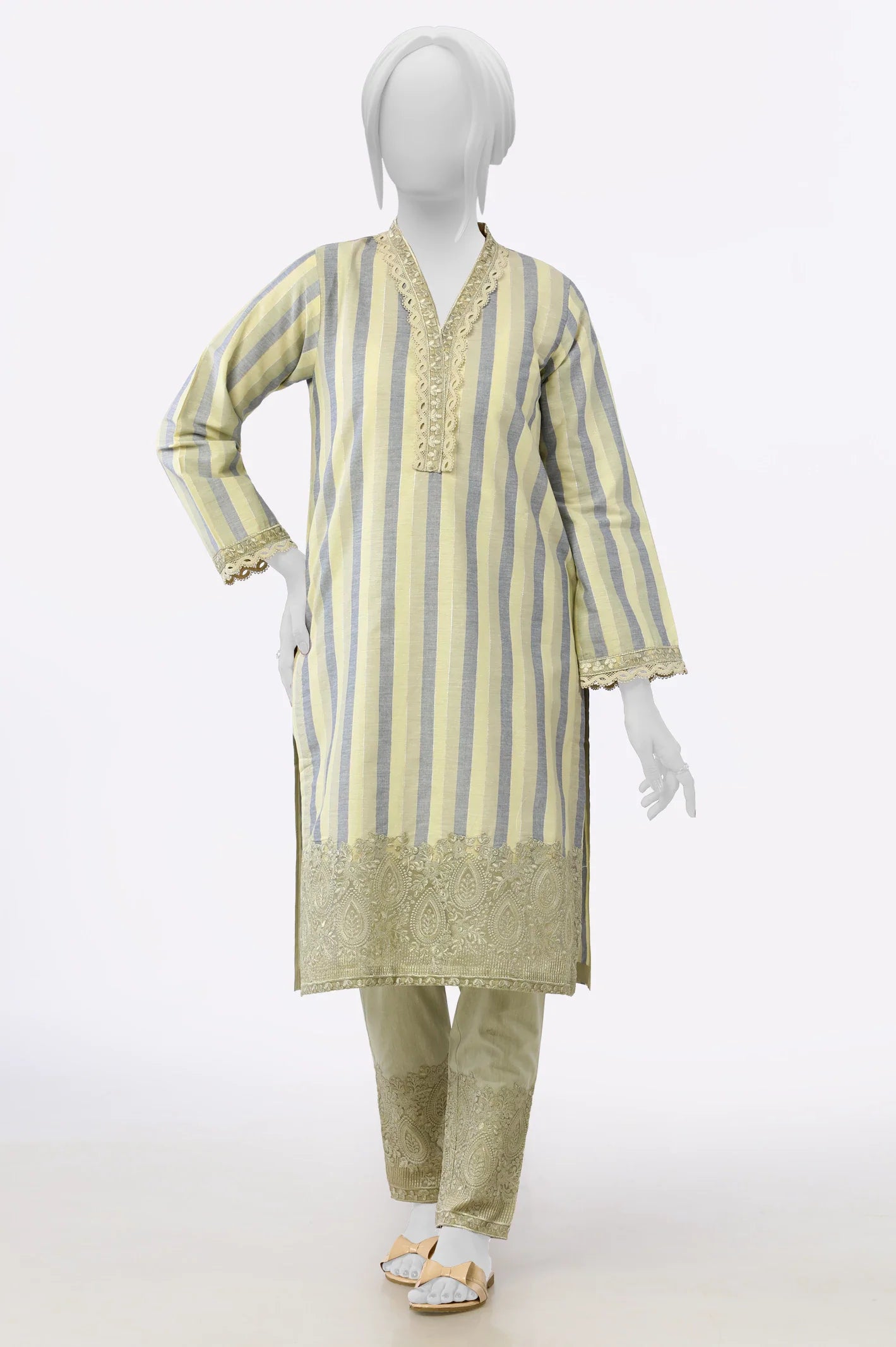 Pista Embroidered 2PC From Sohaye By Diners