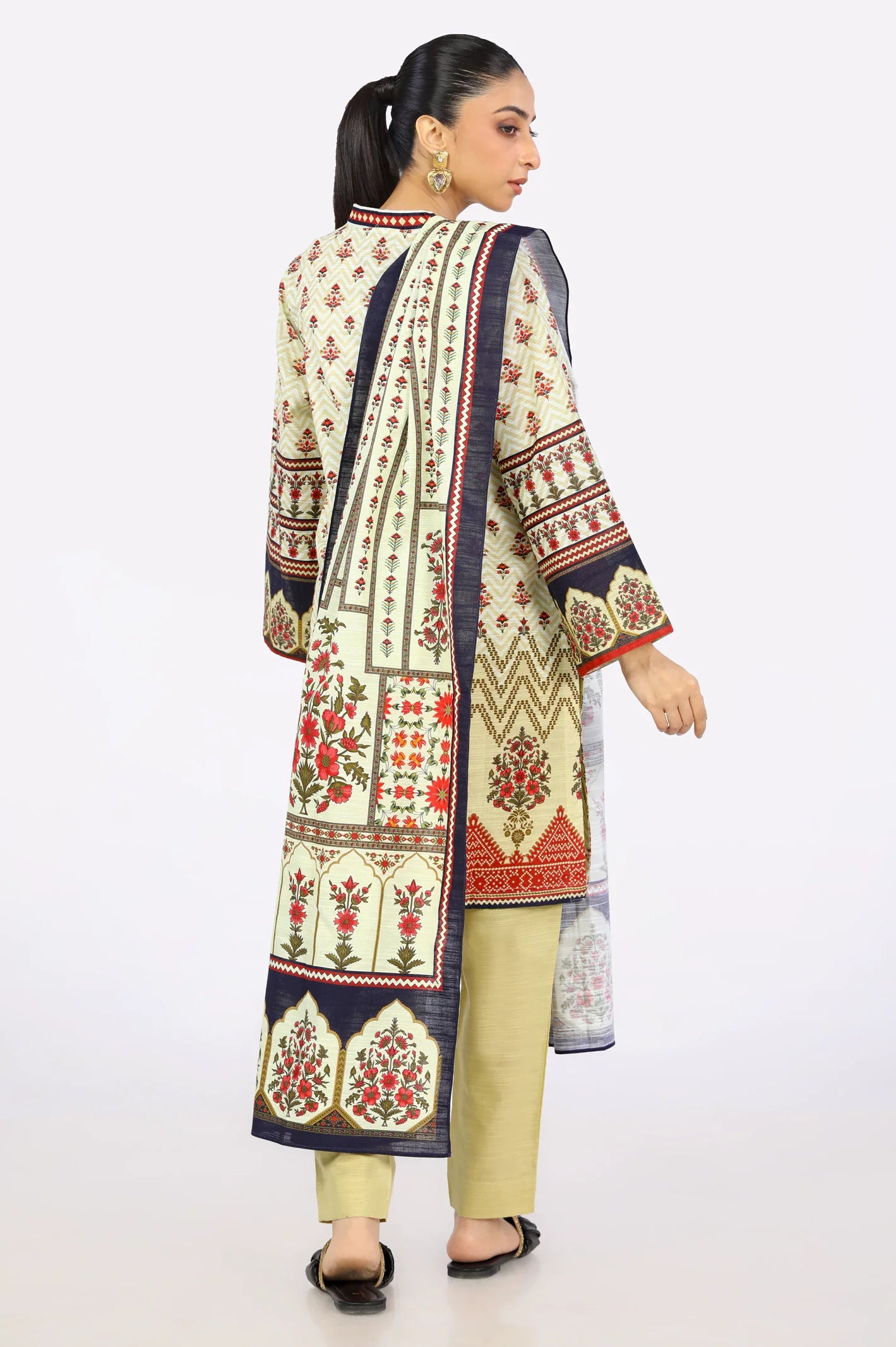 3PC Khaddar Beige Suit From Sohaye By Diners