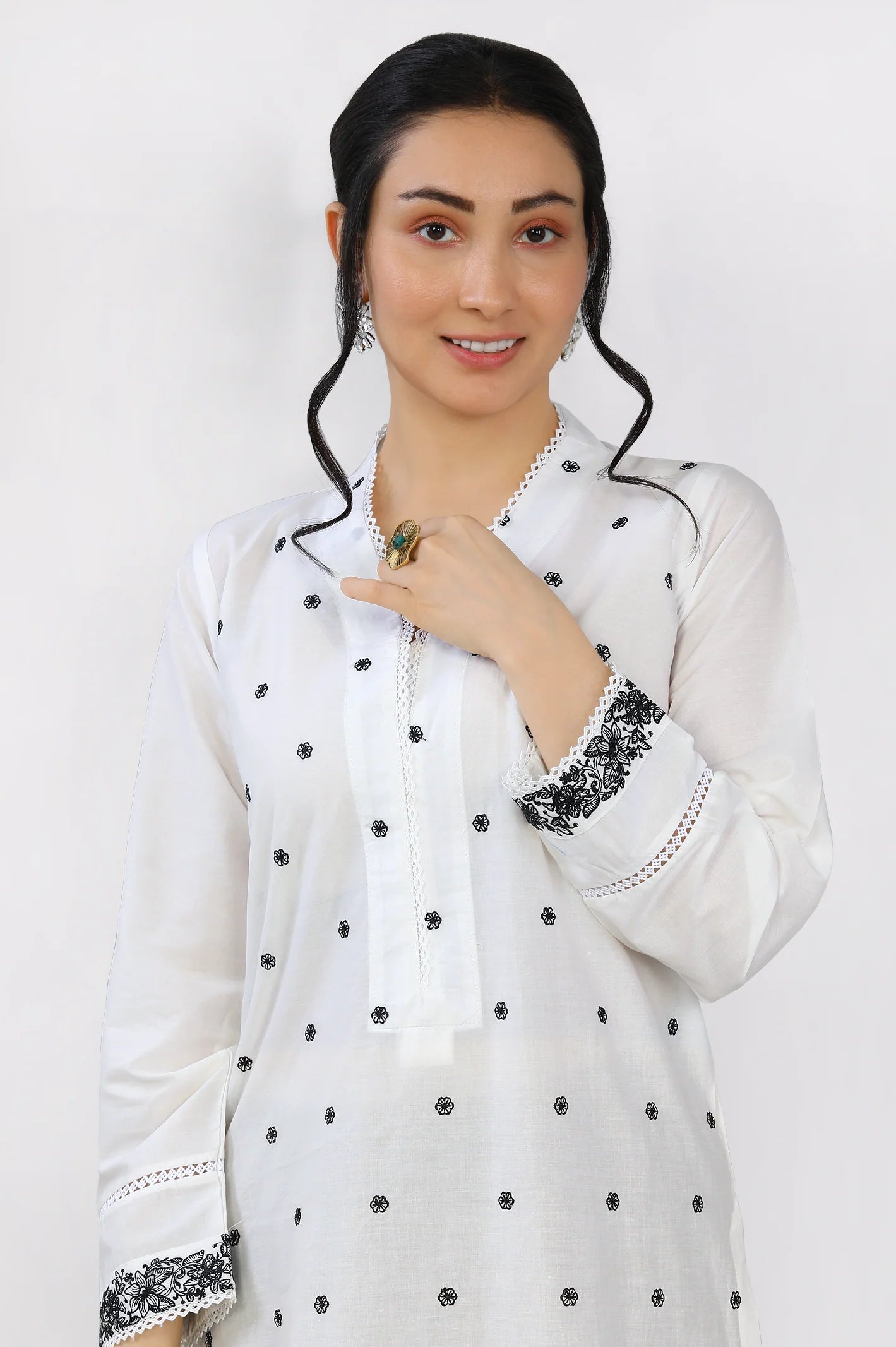 White Dyed Embroidered Kurti - Diners