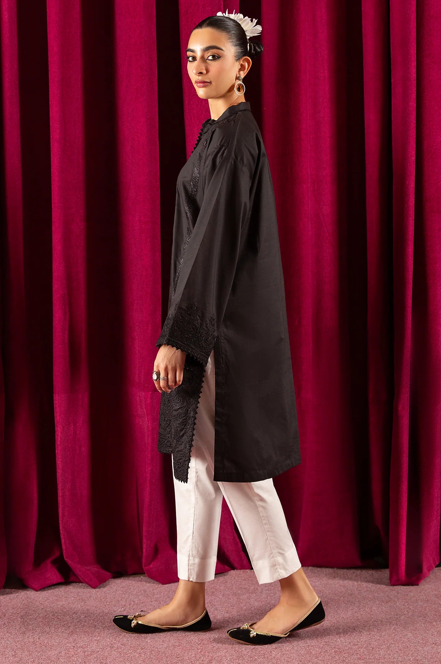 Black Embroidered Kurti - Diners