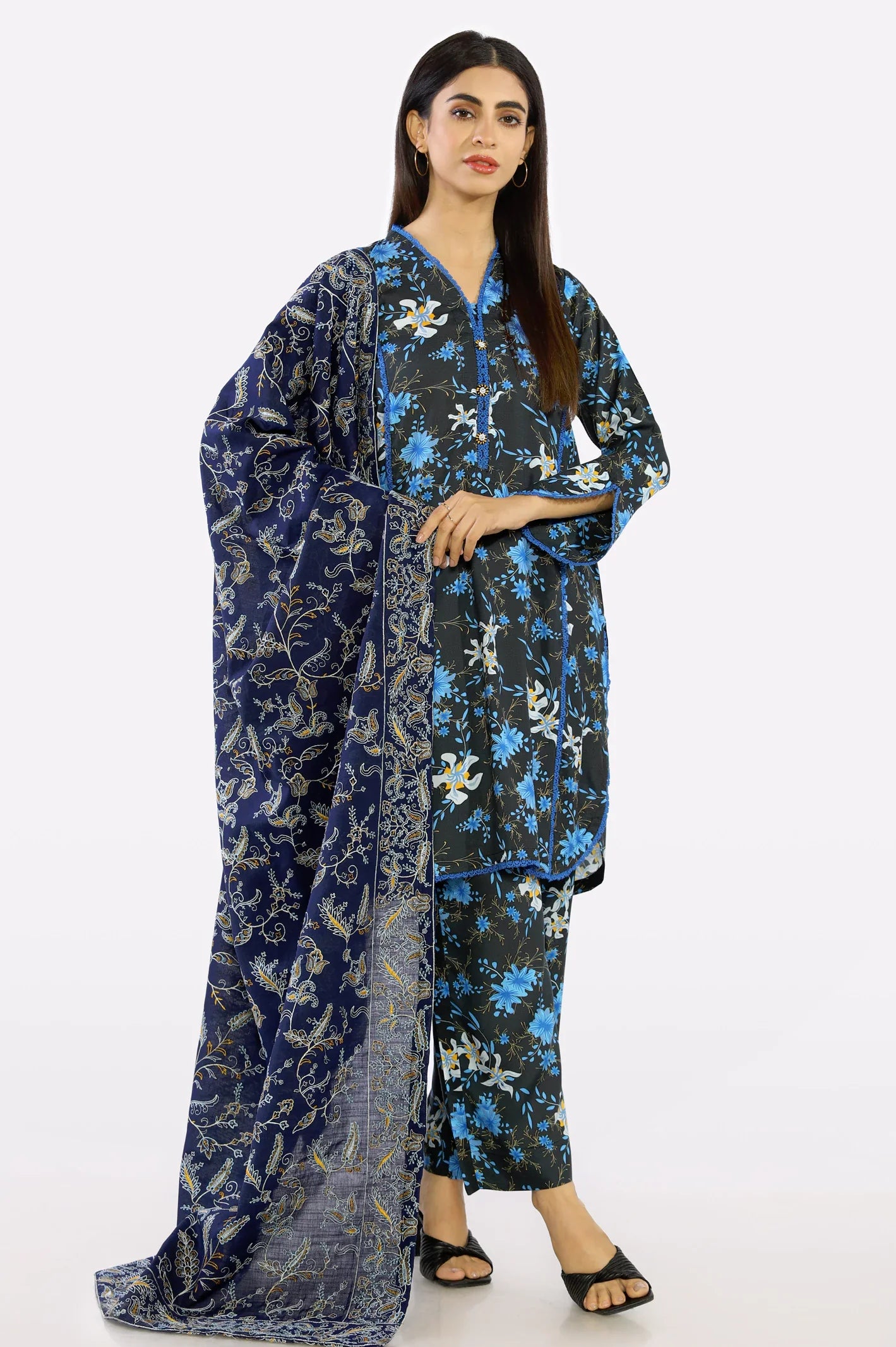 Ladies Blue Embroidered Shawl