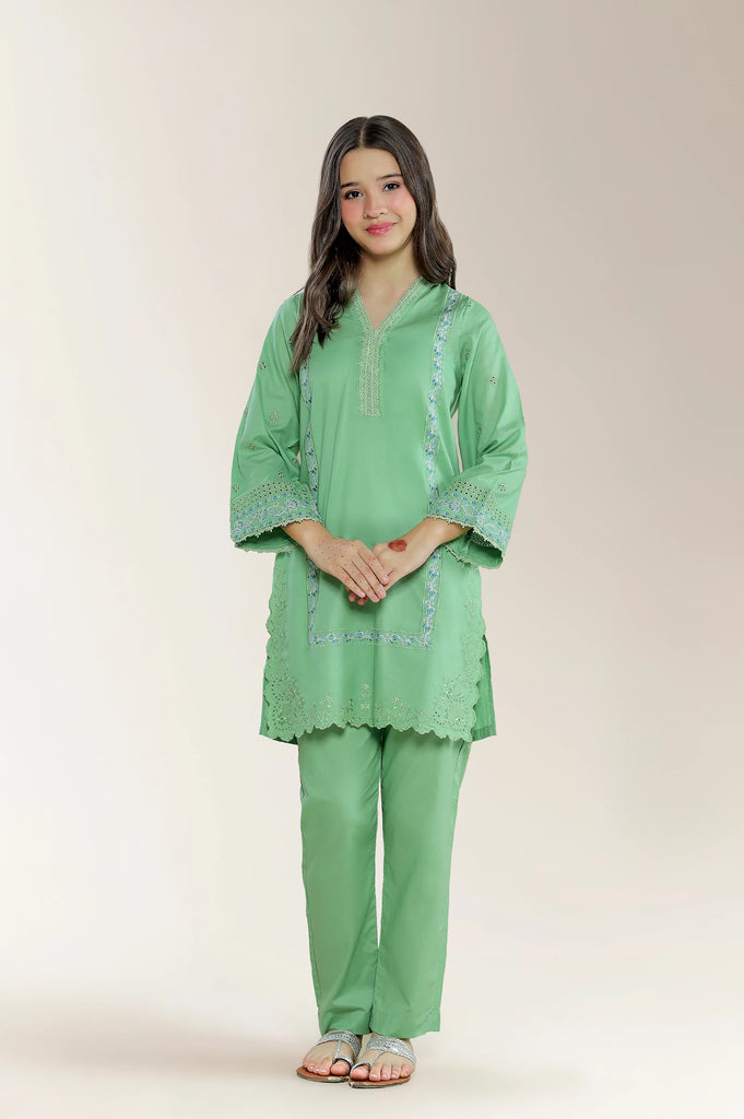 Embroidered Cambric Green Teens 2PC