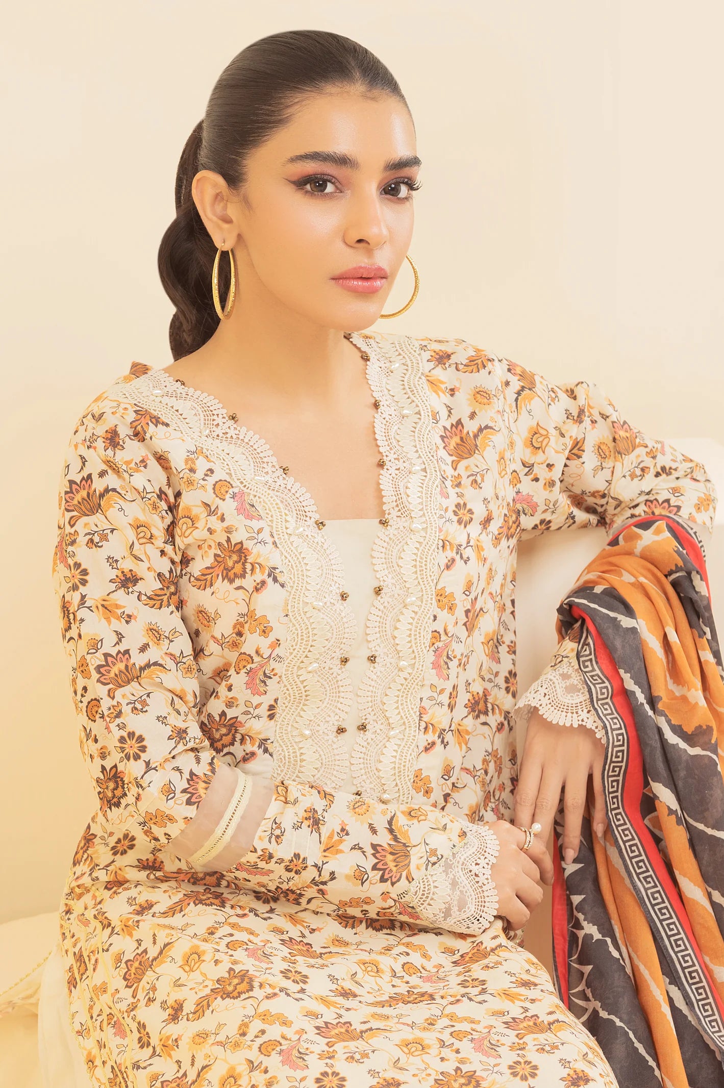 3PC Unstitched Lawn Printed Suit - Diners