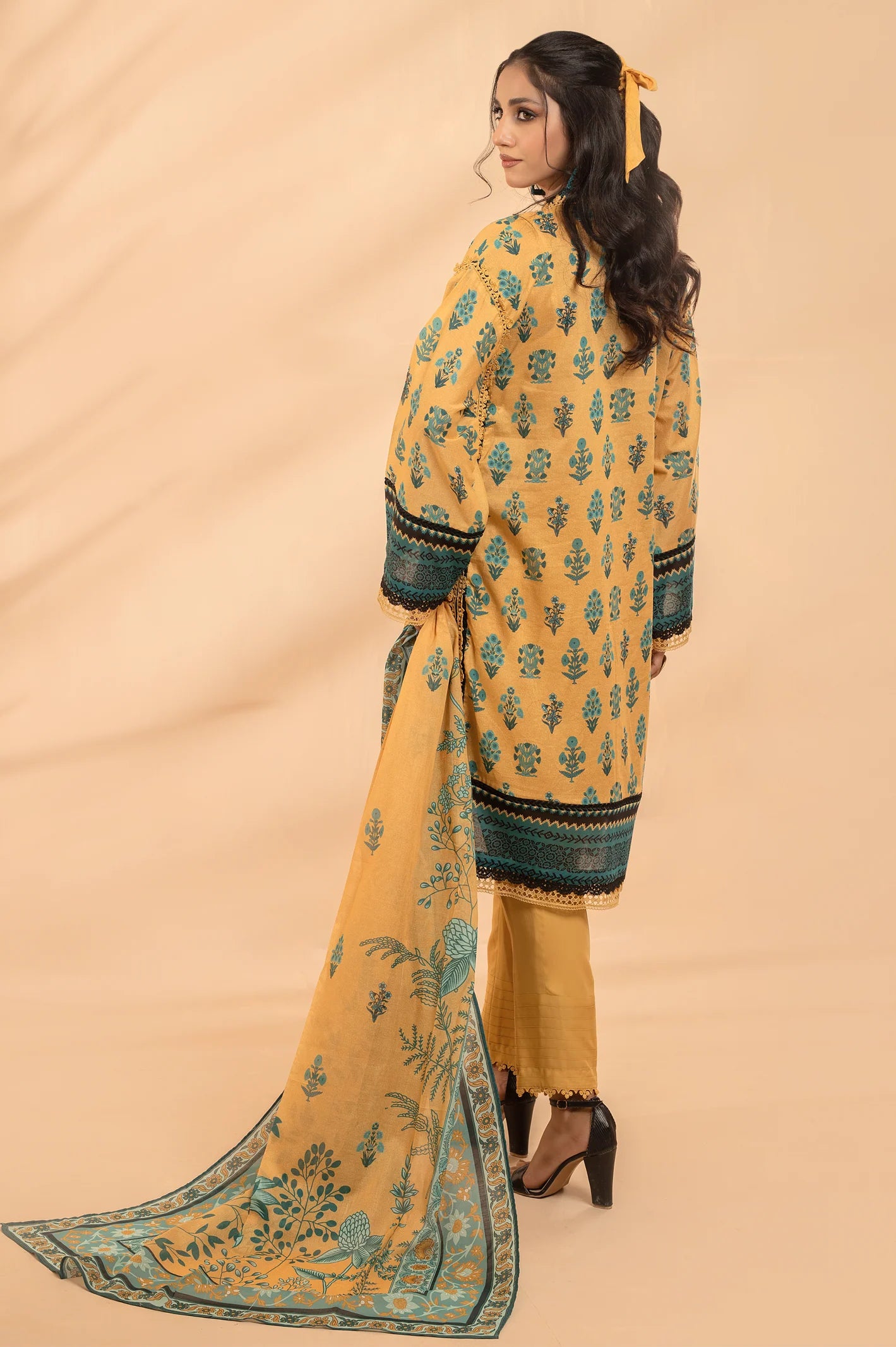 3PC Unstitched Lawn Printed Suit - Diners