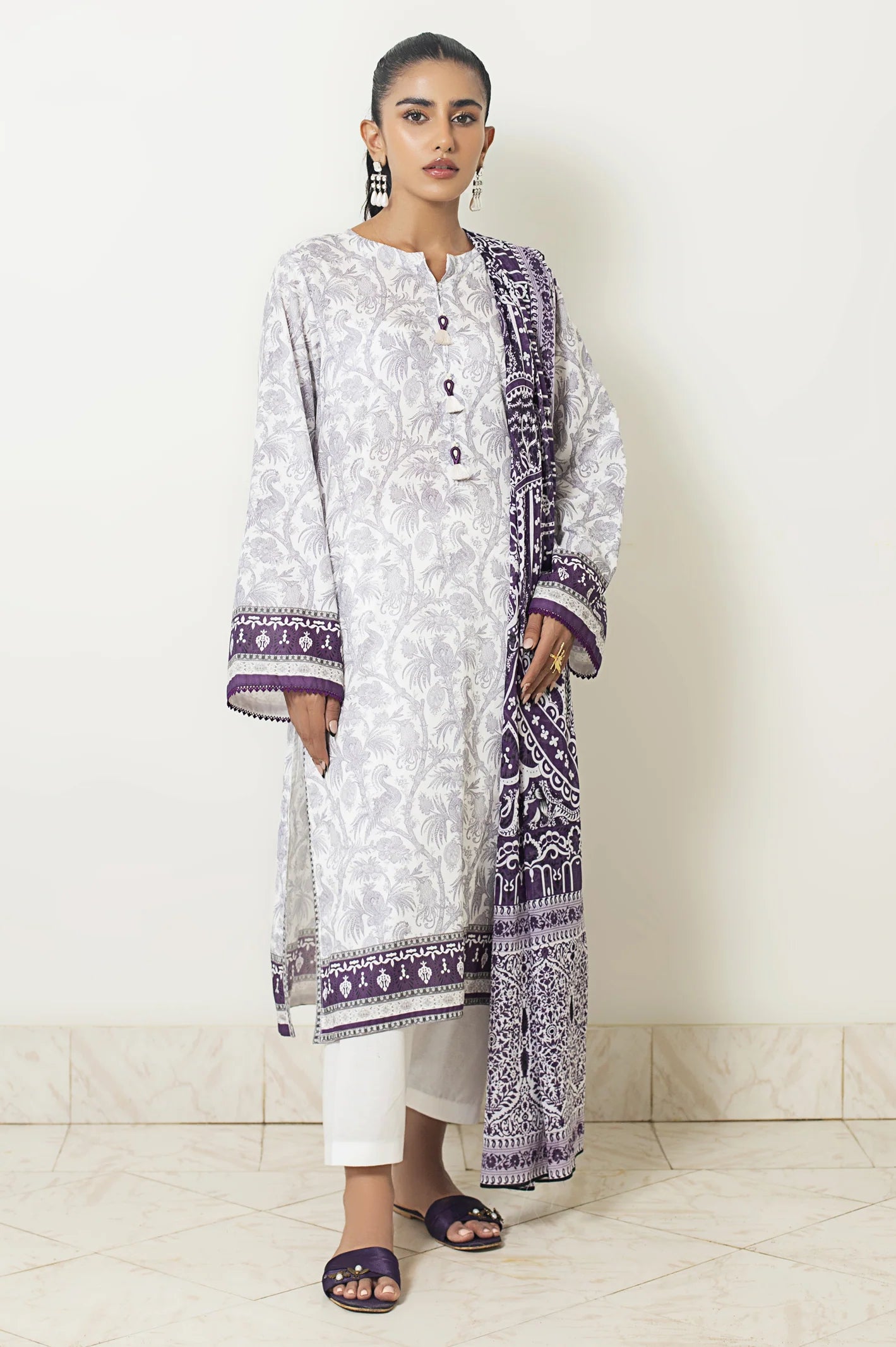 3PC Unstitched Cambric Printed Suit - Diners