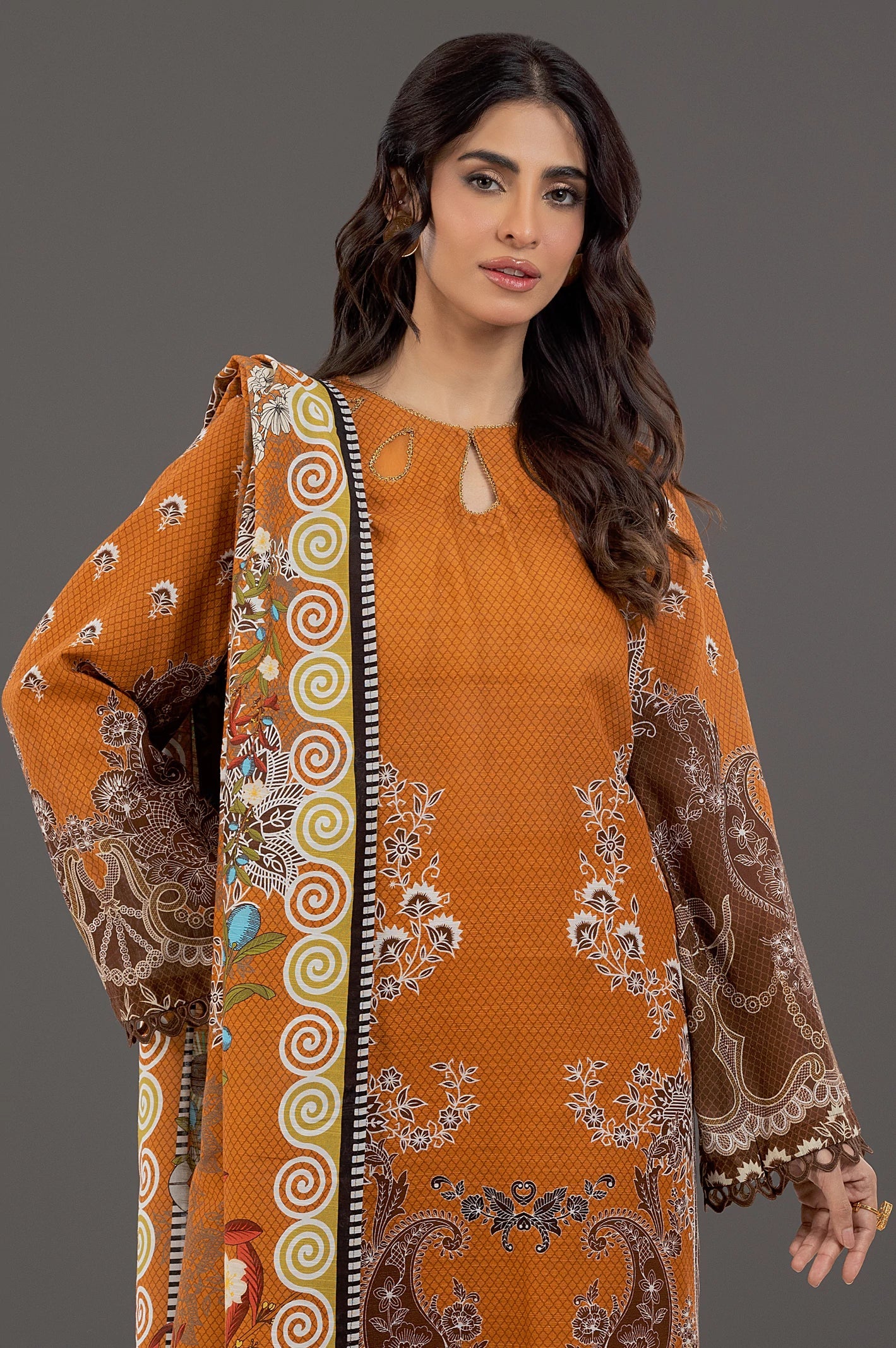 Khaddar Printed 3PC Unstitched Suit From Sohaye by Diners