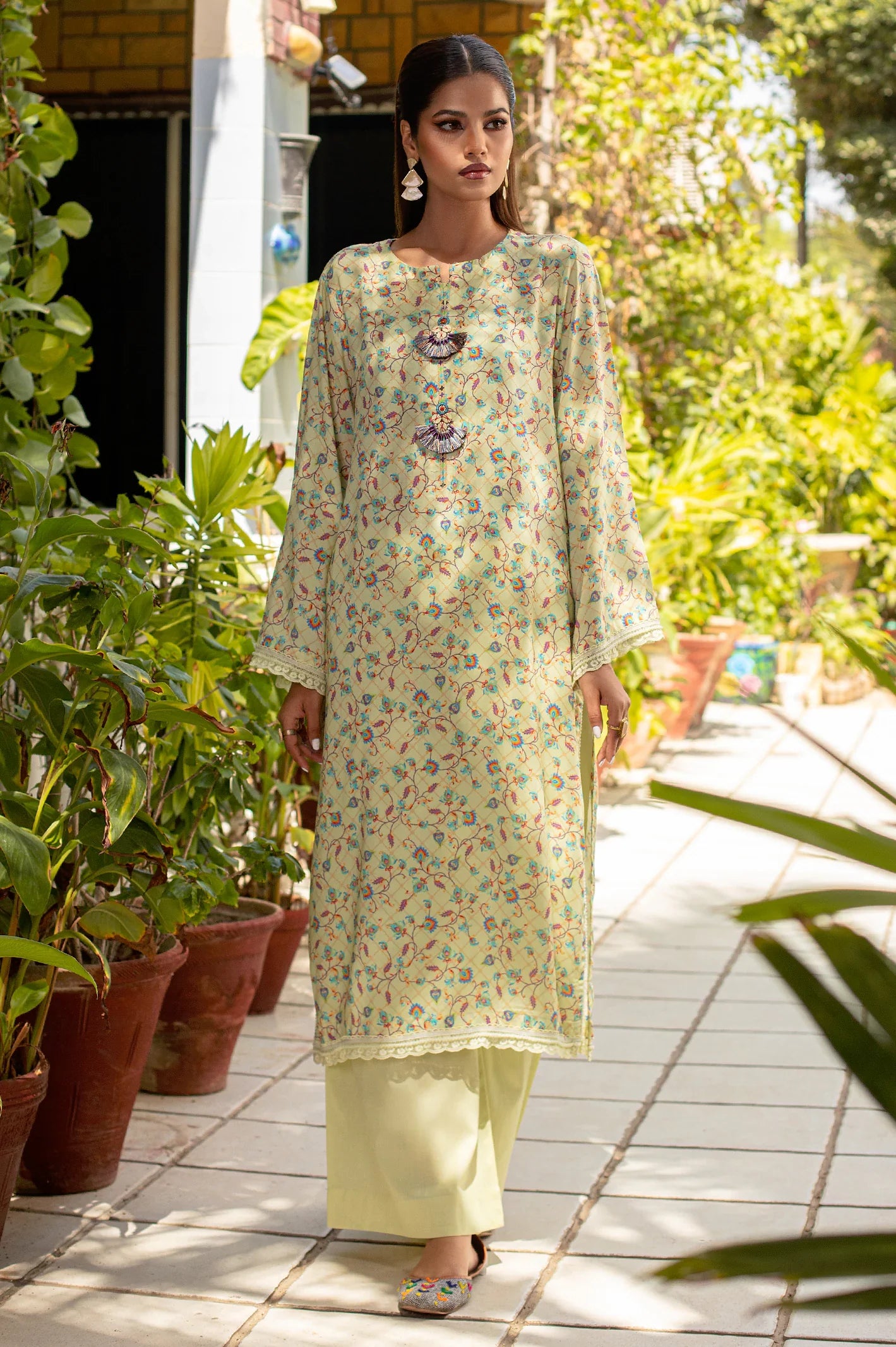 Women 2PC Unstitched Printed Suit