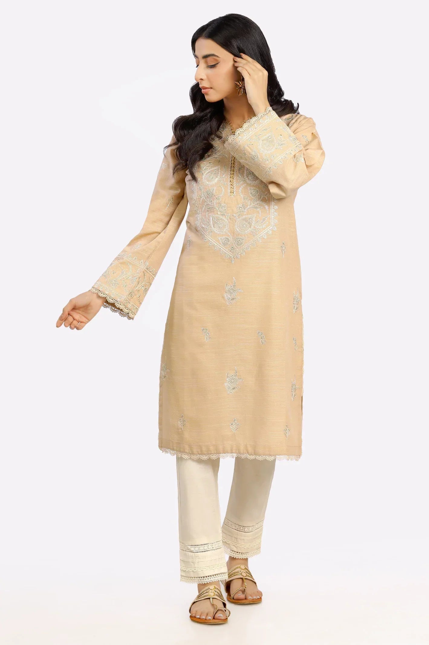 Khaddar Embroidered Kurti From Sohaye By Diners