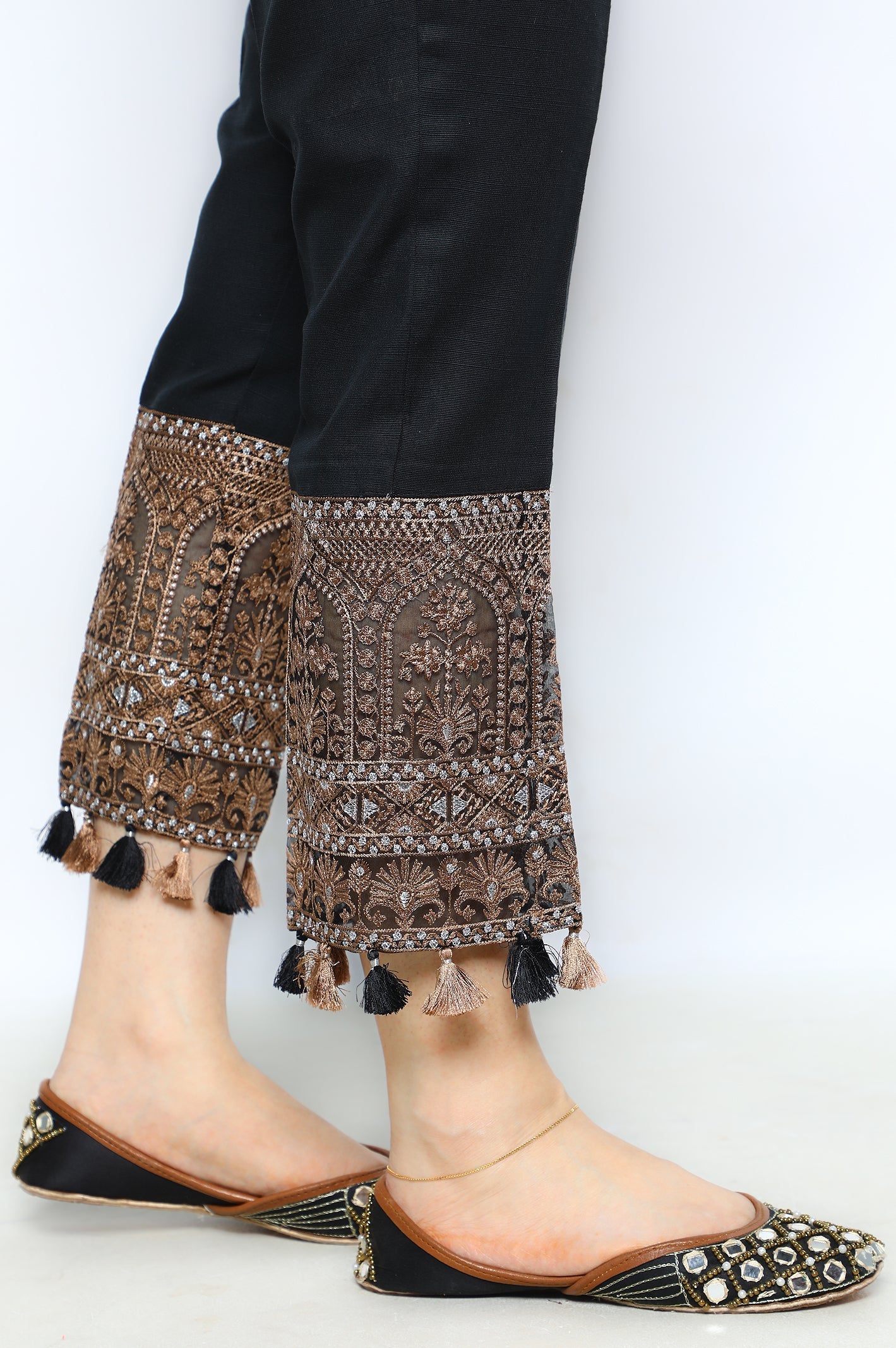 Black Ladies Trouser From Sohaye By Diners