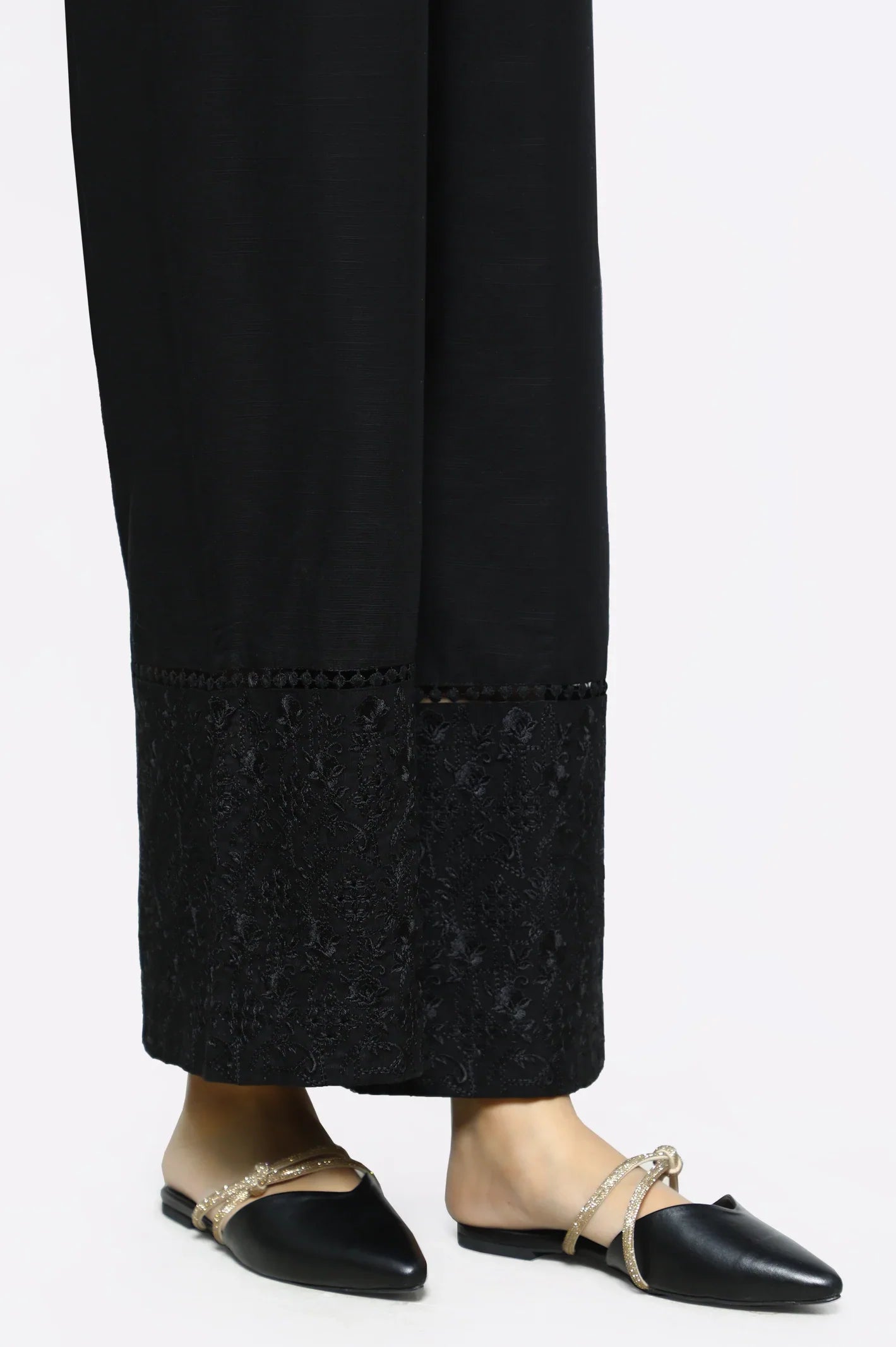 Black Khaddar Trouser From Sohaye By Diners