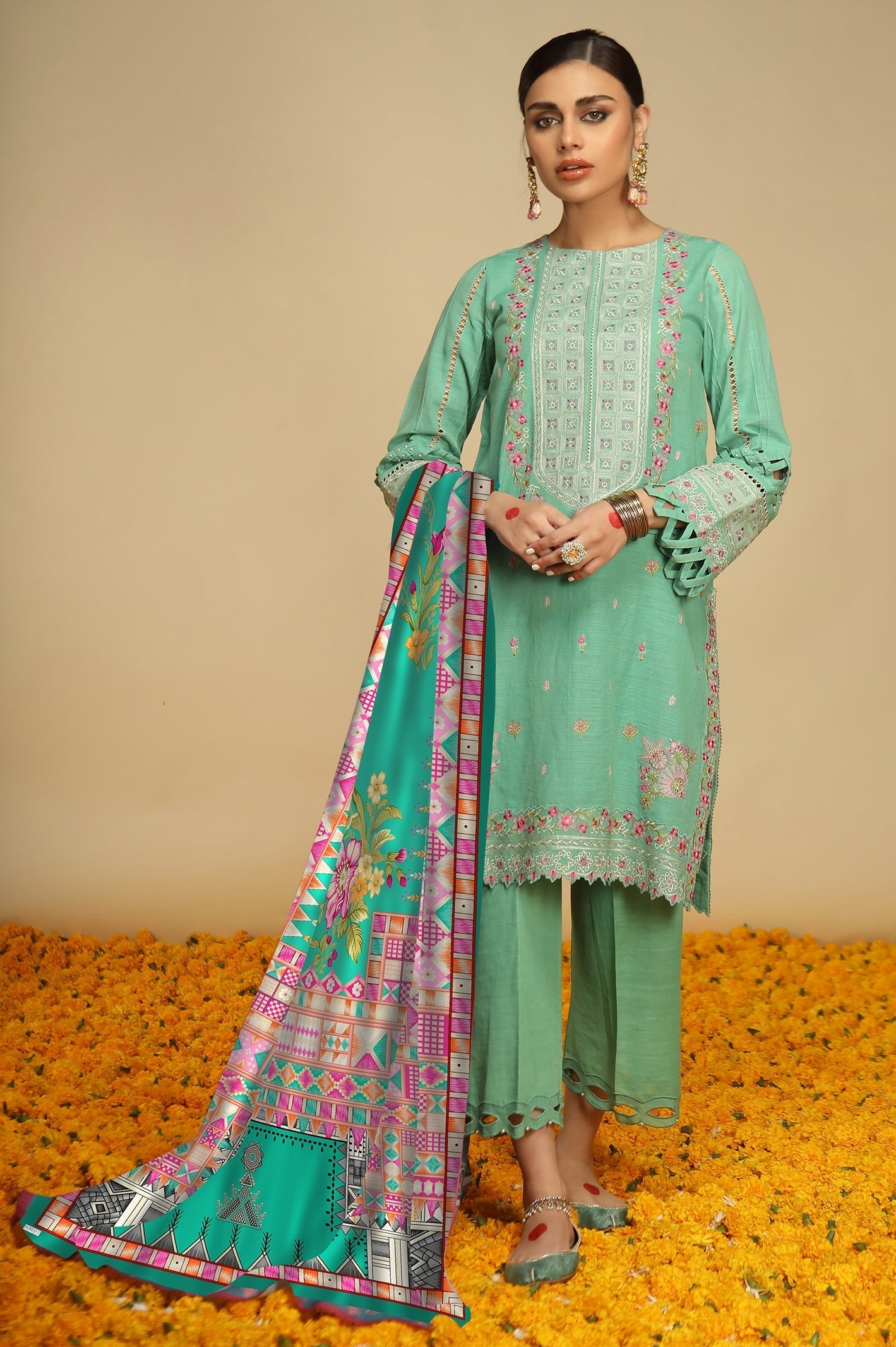 3PC Unstitched Embroidered Green Khaddar Suit
