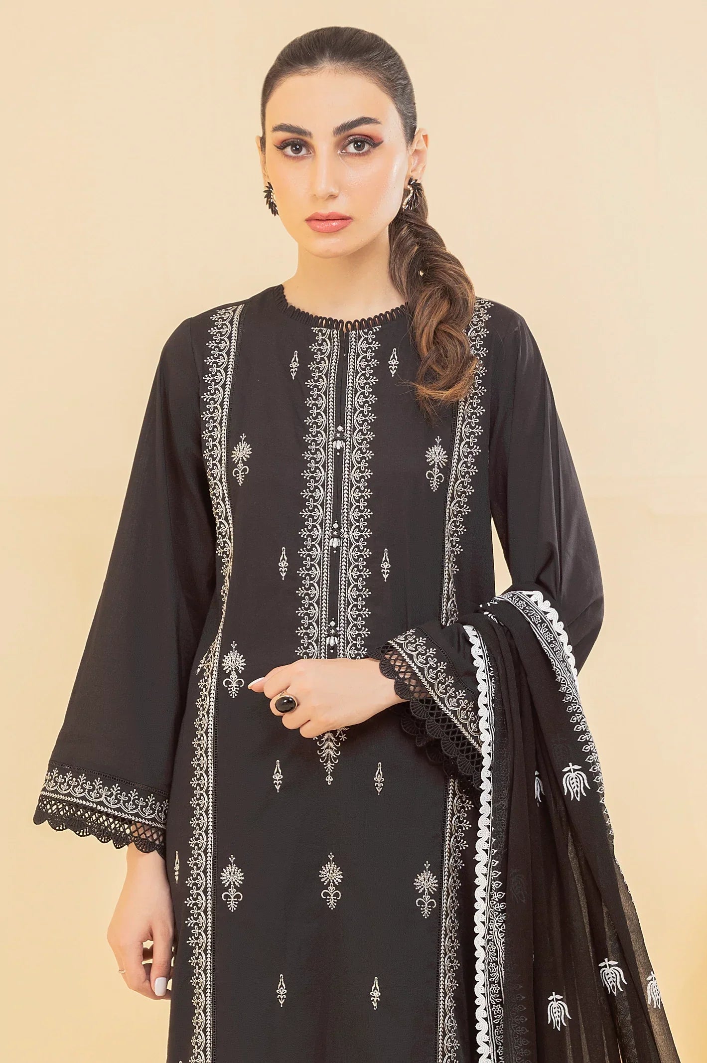 3PC Unstitched Embroidered Suit - Diners