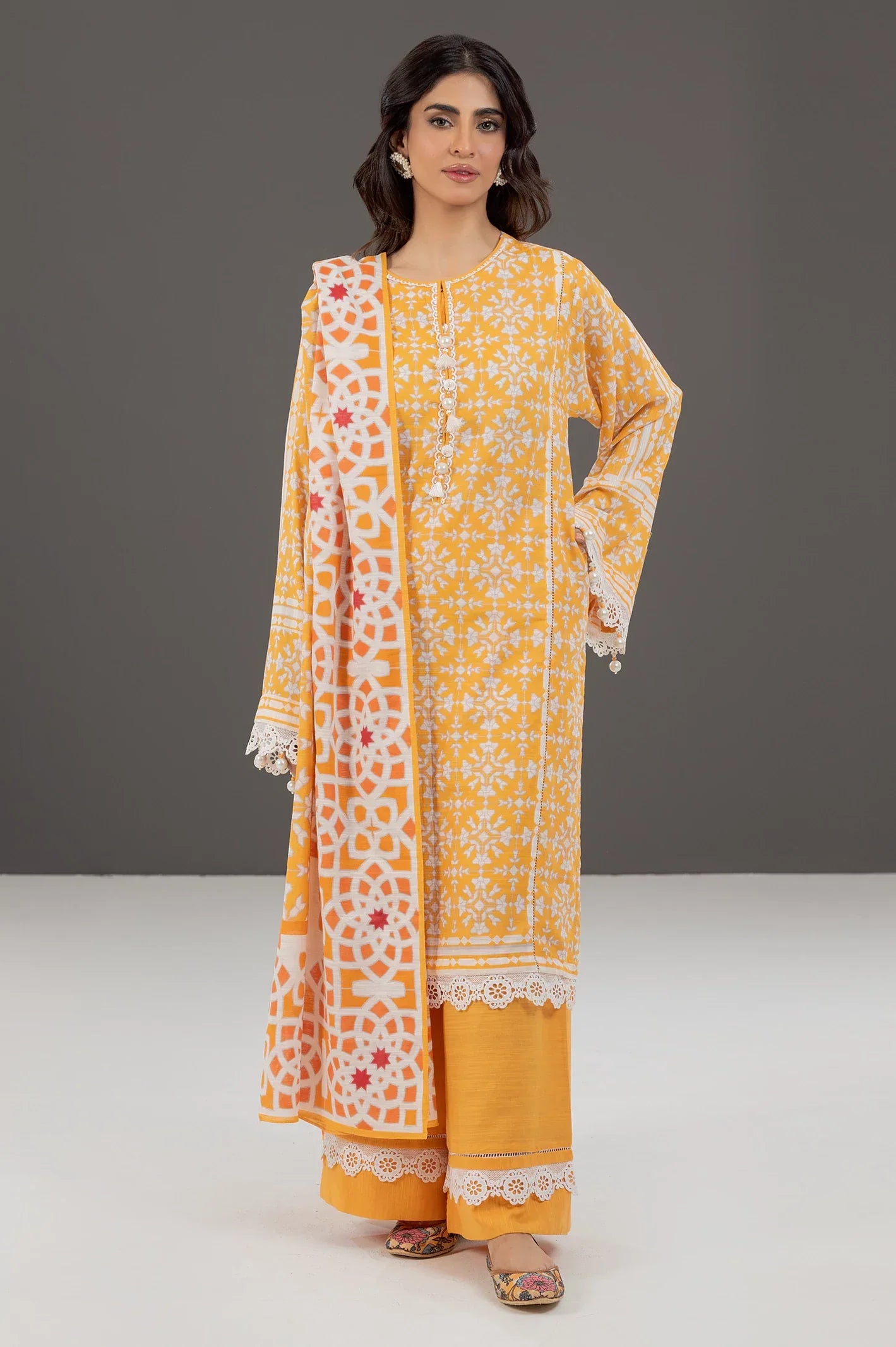 Khaddar Printed 3PC Unstitched Suit From Sohaye by Diners