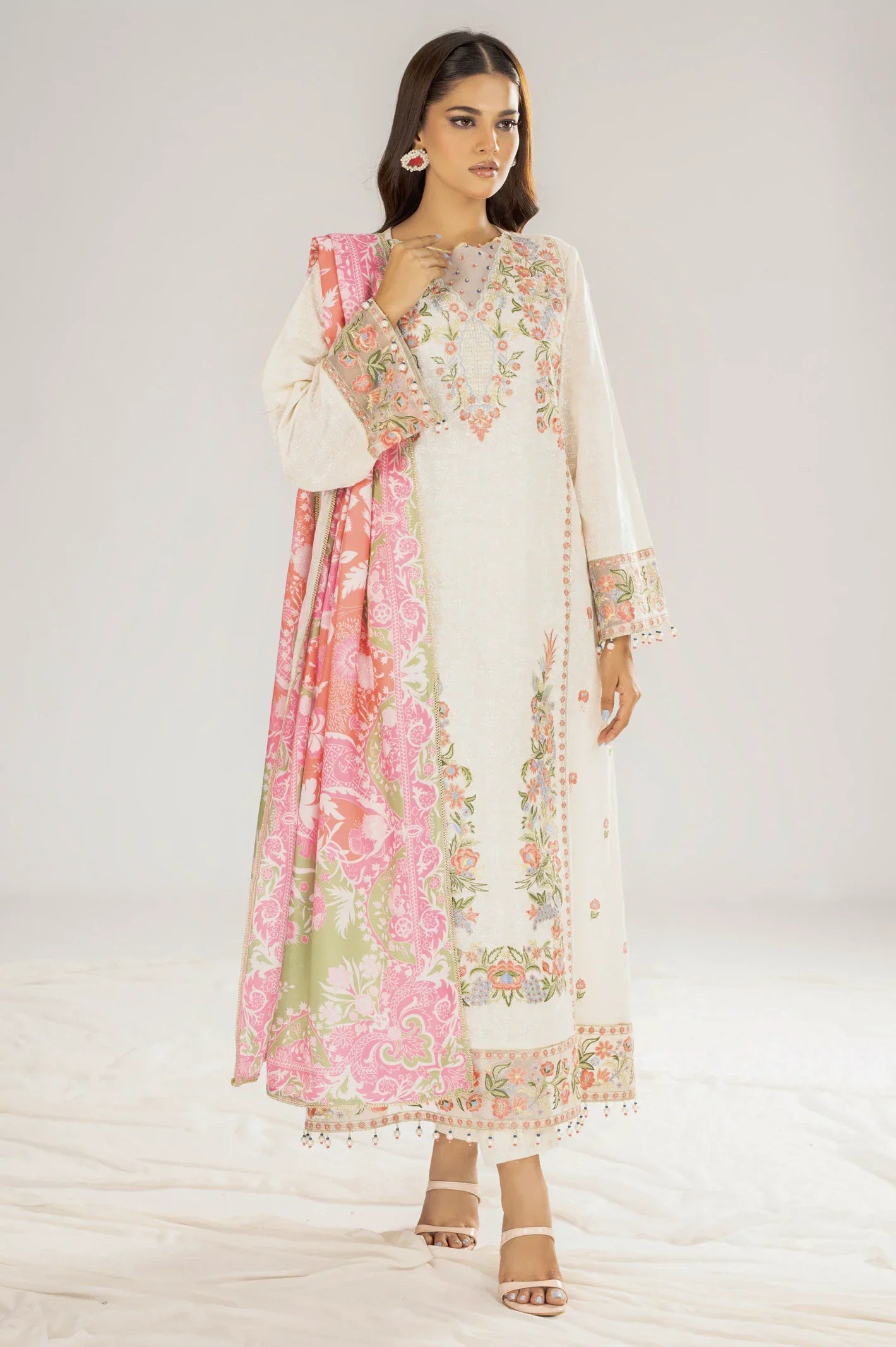 Khaddar Embroidered 2PC Unstitched Suit From Sohaye By Diners
