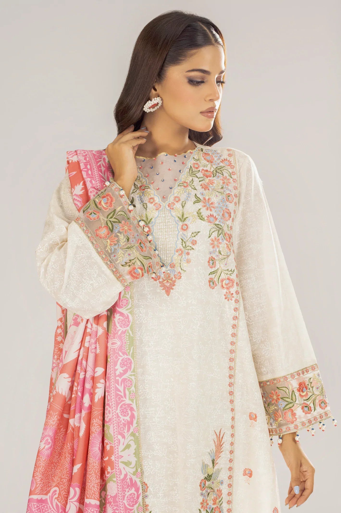 Khaddar Embroidered 2PC Unstitched Suit From Sohaye By Diners
